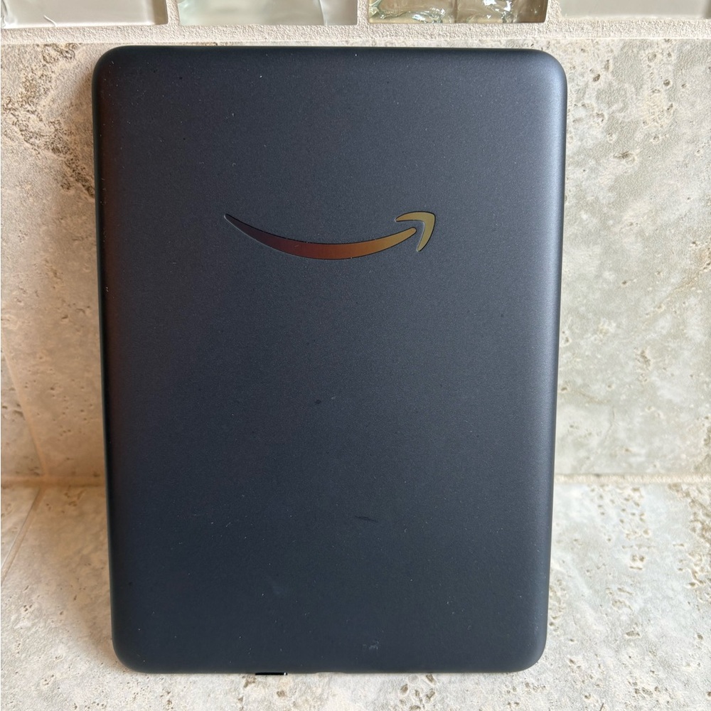 Kindle Colorsoft - Picture 2 of 3